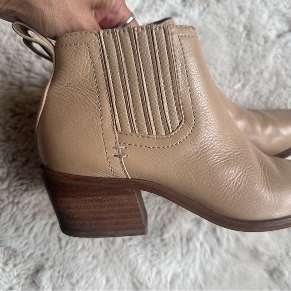 Lucky Brand Women's Size 7 Idola Ankle Booties Tan Western Minimalist - Picture 5 of 8